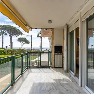 Apartamento Frente A Playa Y 10 Min Port Aventura Apartamento Cambrils
